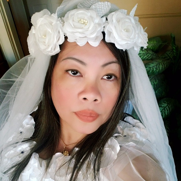 Meet your Posher, Lorely - Picture 3 of 3